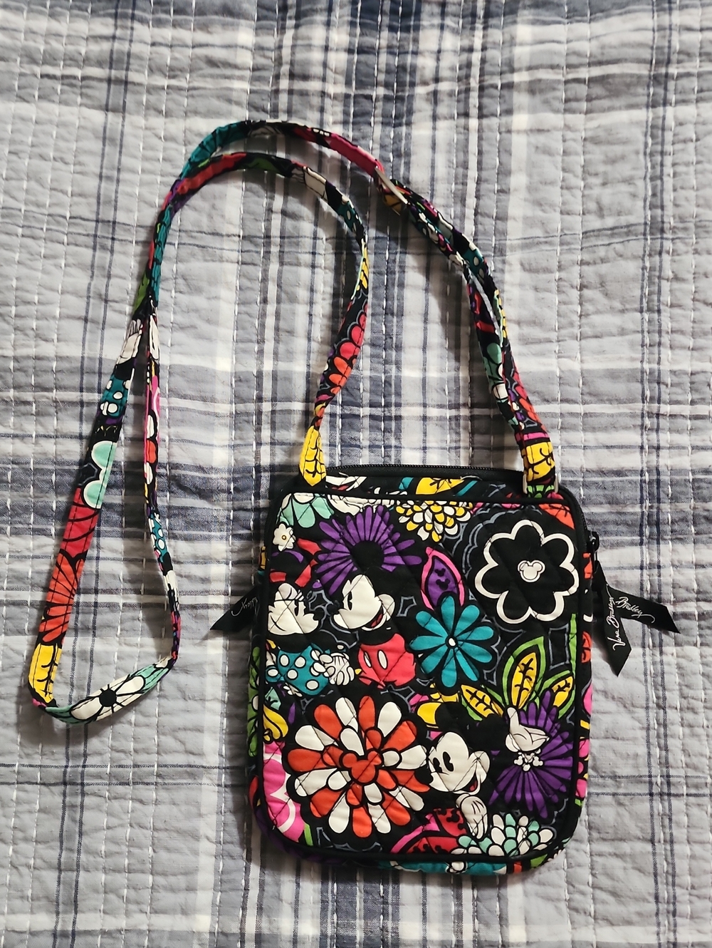 Vera Bradley Black Floral Disney Minnie And Mickey Crossbody Bag - Picture 2 of 9